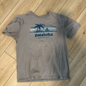 Patagonia Gray Tee with Blue Graphic